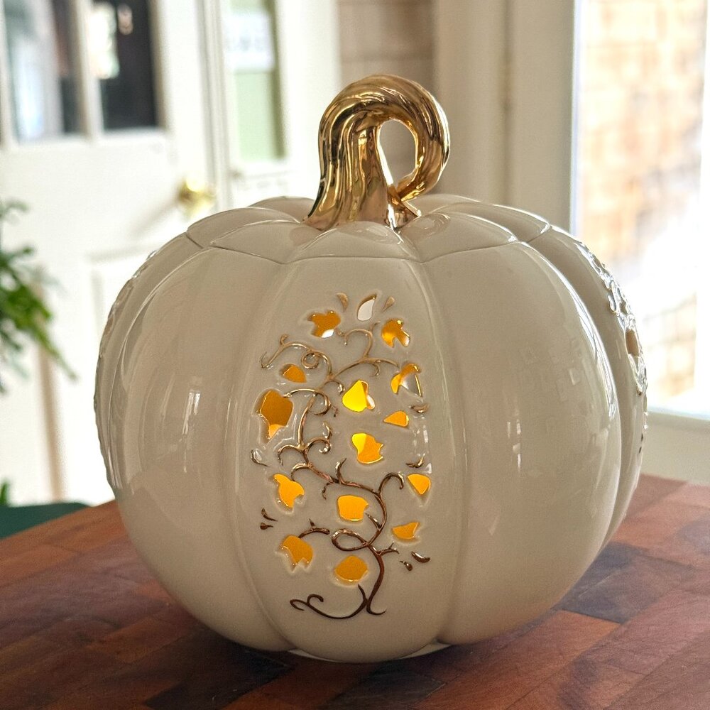 Beautiful Lenox Fine China Pierced Pumpkin Votive 24K gold accents Flawless